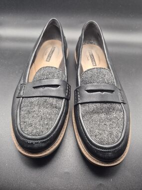 Clarks Black Leather & Gray Fabric Penny Loafers